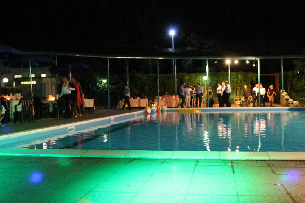 pool party - festa in piscina - 704 ristorante